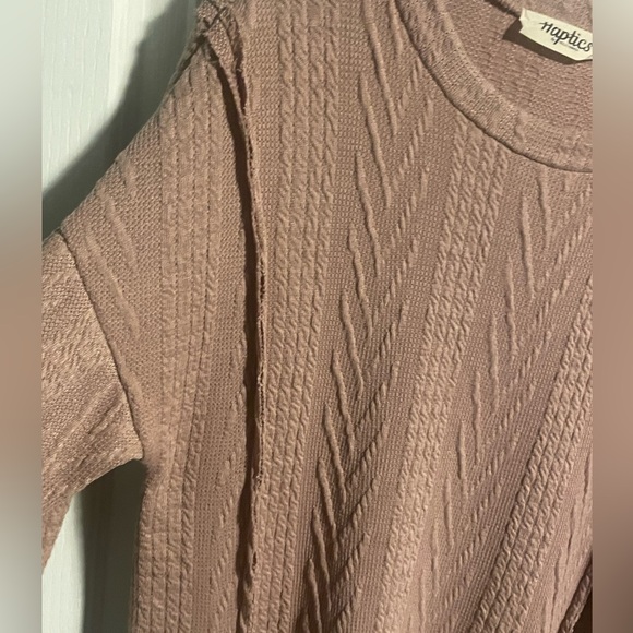 Dusty Mauve Boutique Top with Textured Details and Outseam Hem, Hi-Lo, Small - Picture 4 of 6